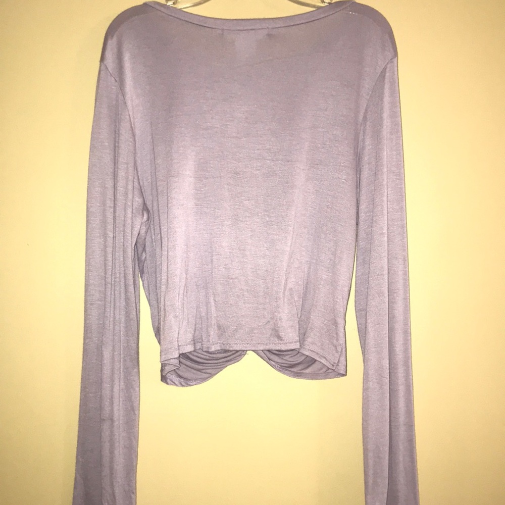 ‼️BOGO Lavender twist front cropped long sleeve T - Picture 6 of 6